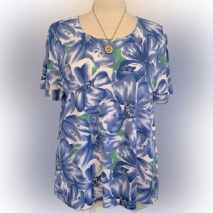 REBECCA MALONE beautiful blue floral top!